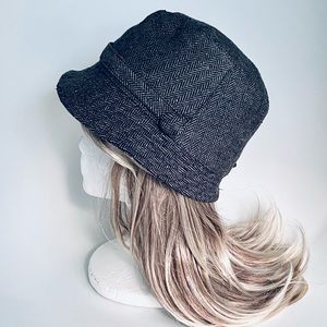 ROXY Tweed Bucket Hat grey buttons size S/M